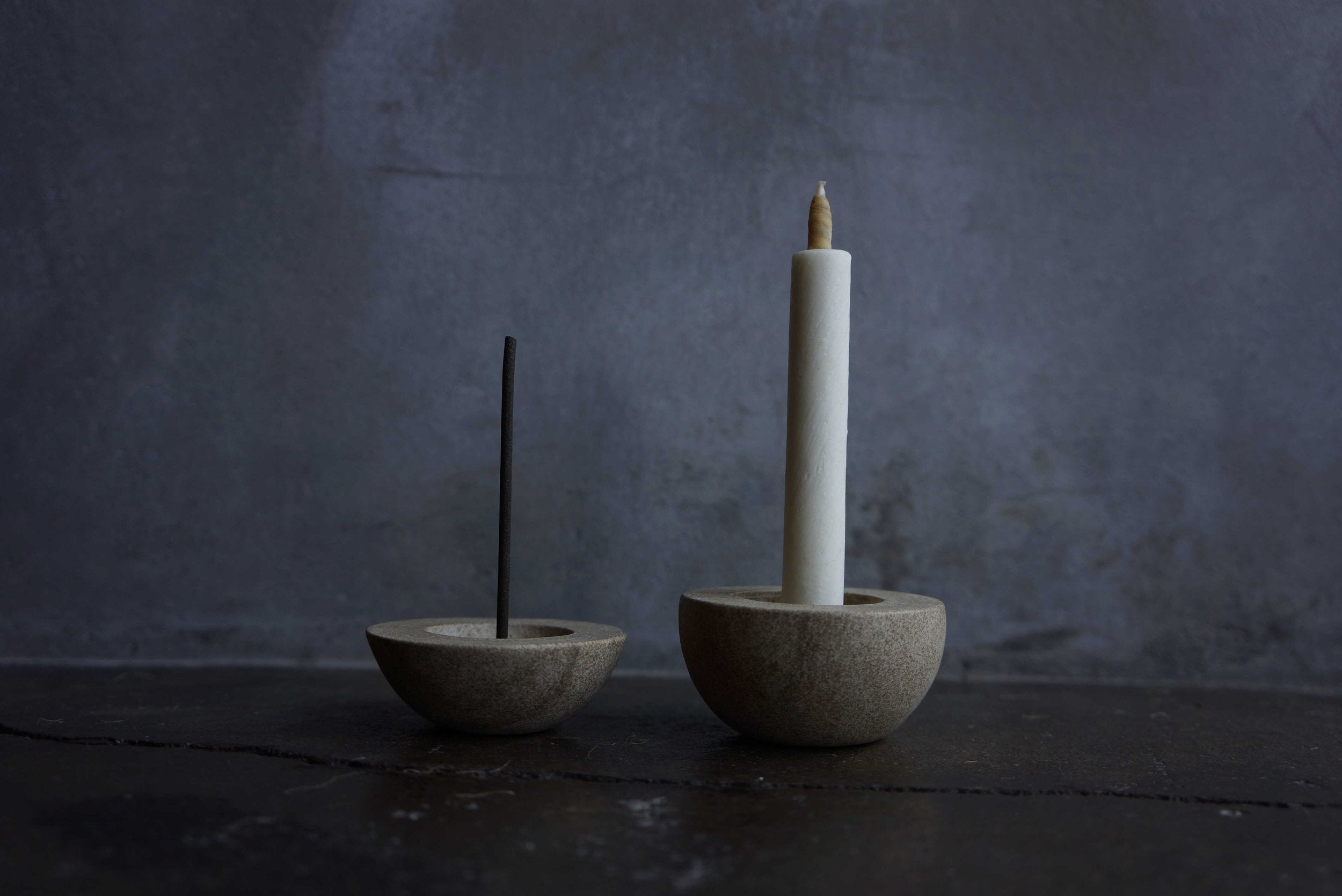 Kodama Kerzen- und Räucherstäbchenhalter | Haze