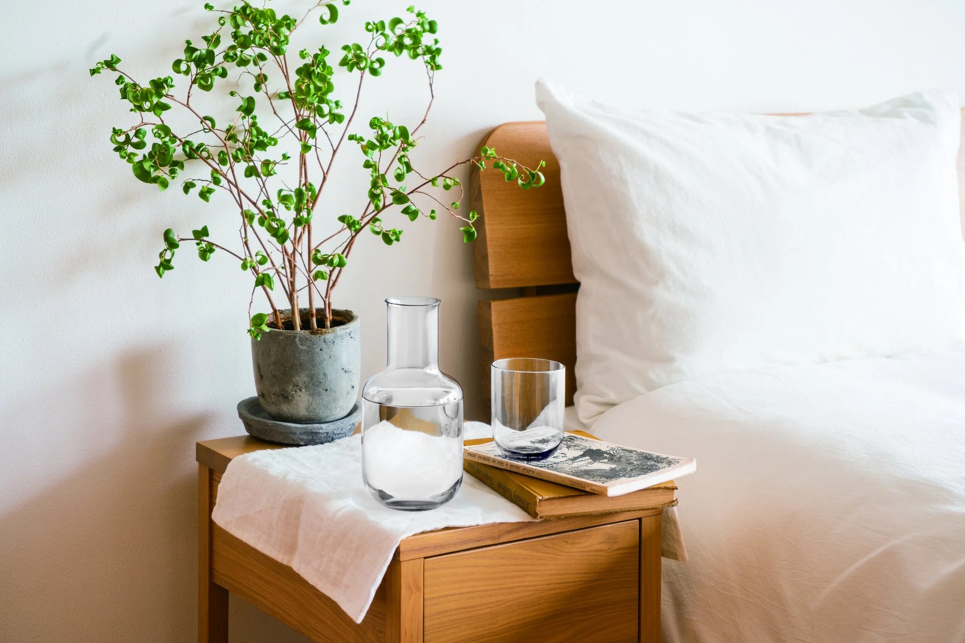 Night Carafe | Toyo-Sasaki-Toyo-Sasaki-Tokoro