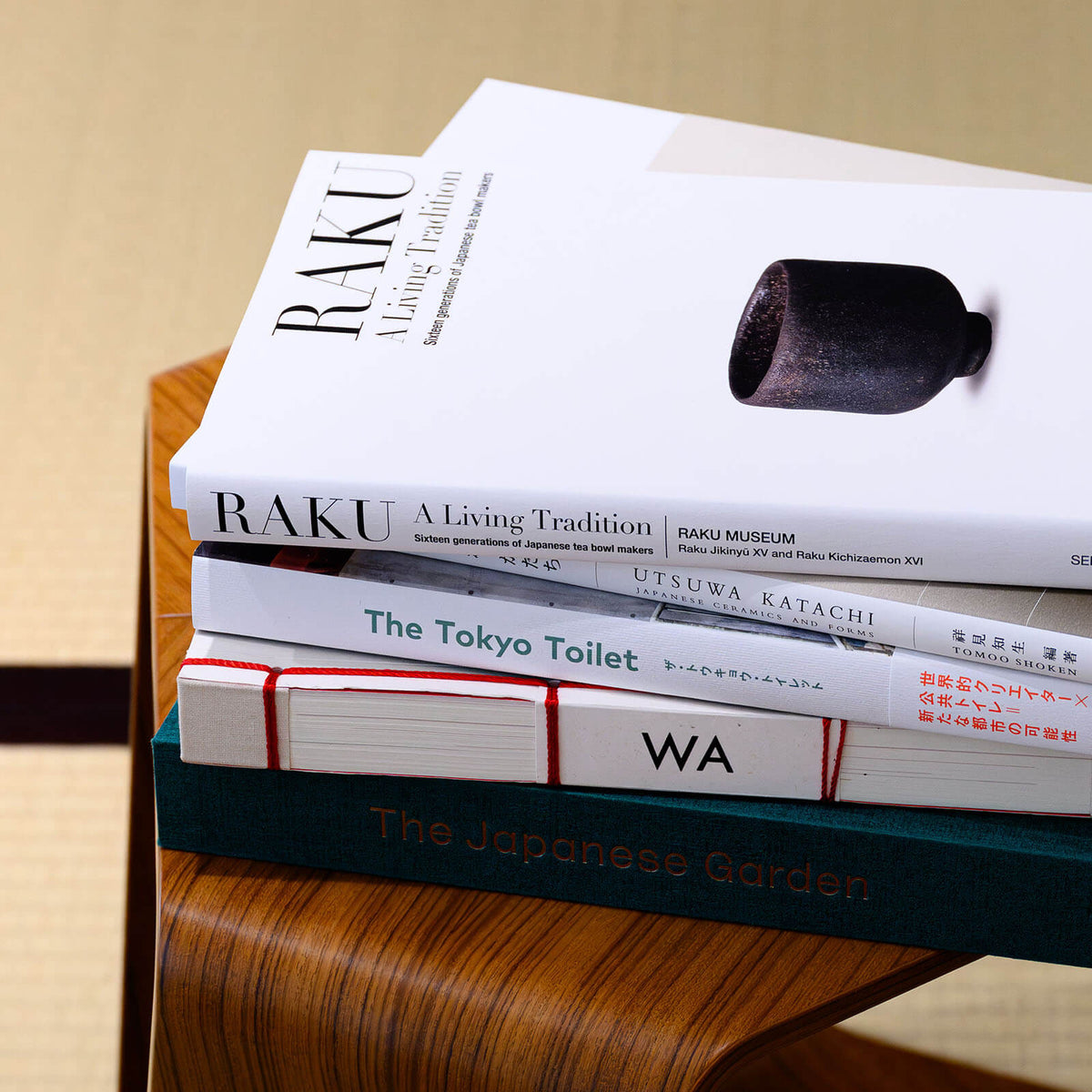 Raku - A Living Tradition | Raku Jikinyū XV & Raku Kichizaemon XVI-Buch-Buch-Tokoro