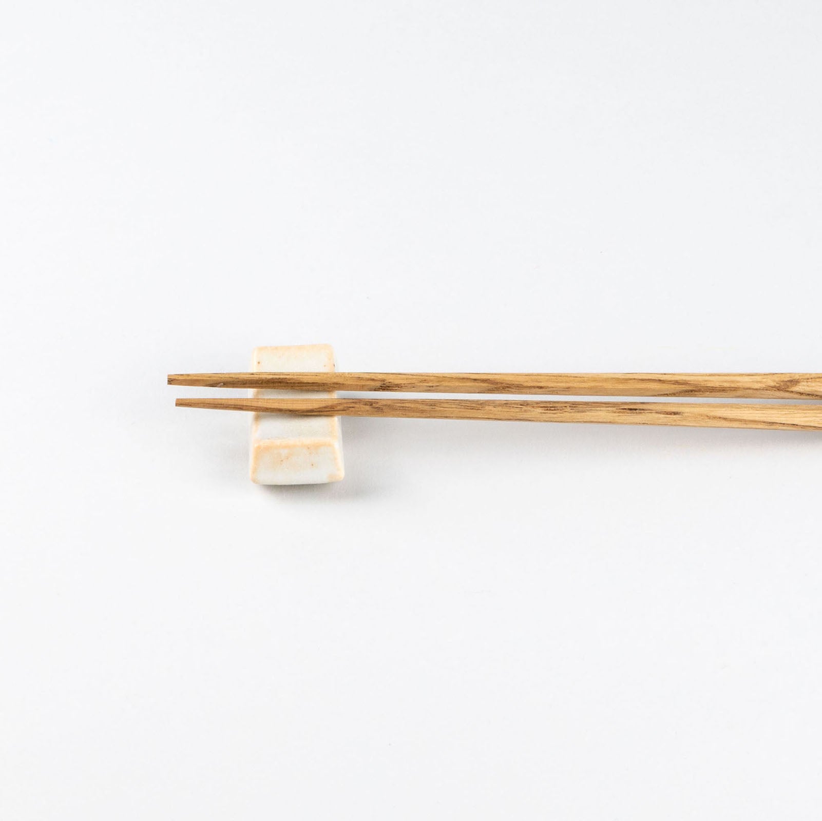 Stäbchenhalter aus Keramik | Tokiwa-Tokiwa-Tokoro
