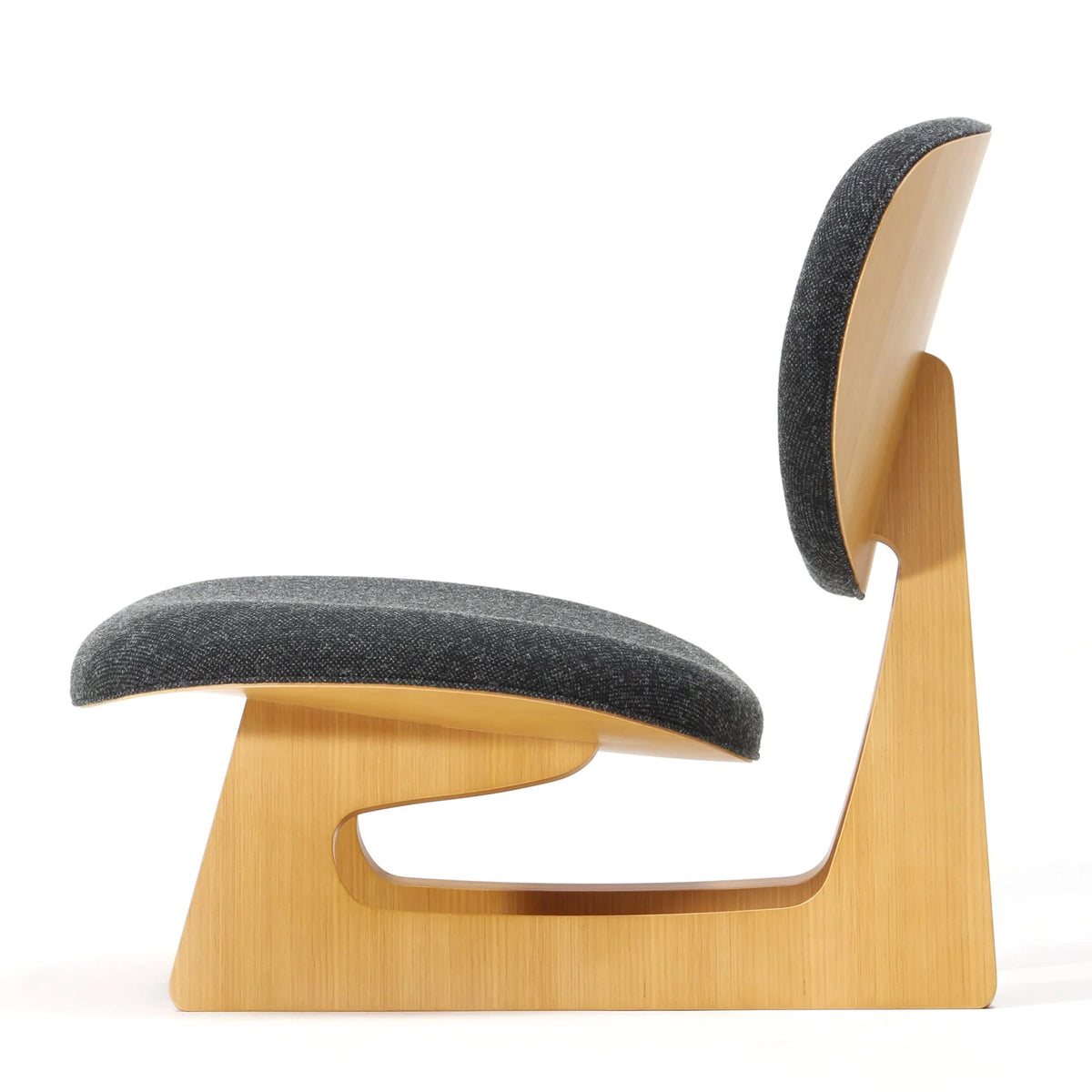 Teiza Isu Low Chair - Sakakura Junzo & Cho Daisaku | Tendo Mokko-Tendo Mokko-Tokoro