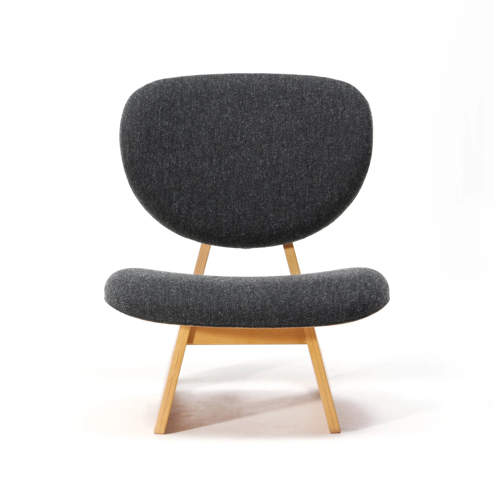 Teiza Isu Low Chair - Sakakura Junzo & Cho Daisaku | Tendo Mokko-Tendo Mokko-Tokoro