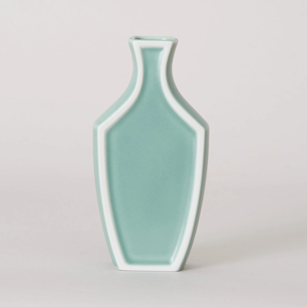 Umrandete Vase "hanairo" Seladon Matt-Oda Pottery-Tokoro