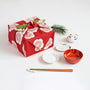Wendbares Furoshiki M 'Pflaumenblüte' Grün/Rot - Isa Monyo | Musubi-Musubi-Tokoro