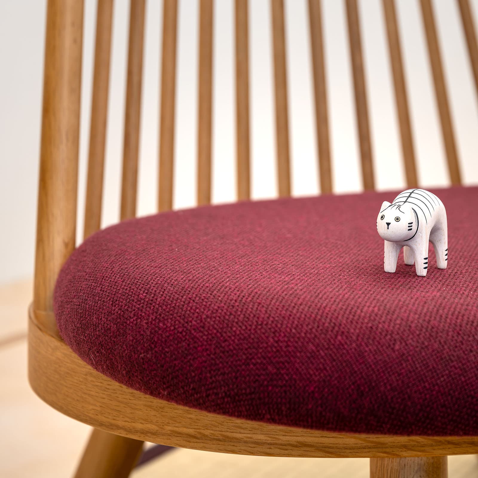 Holz-Tierfigur Tigerkatze | T-Lab